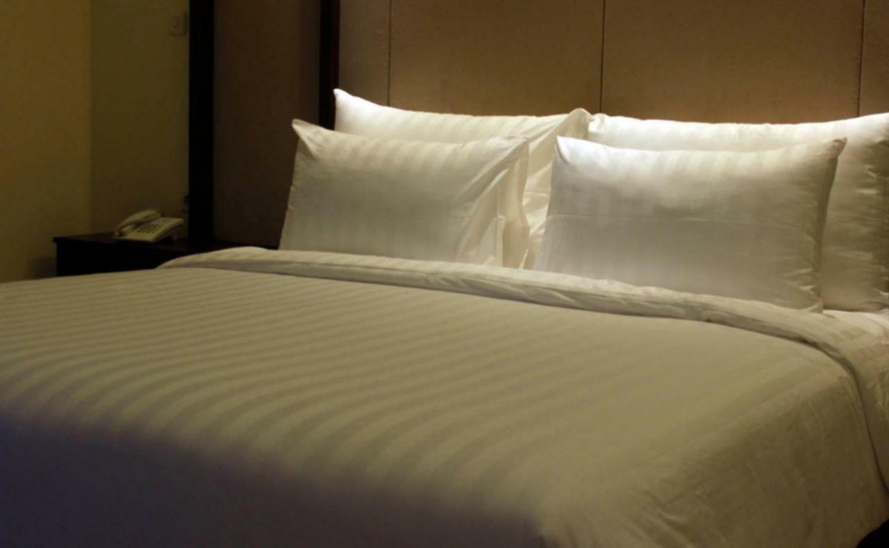 Belitung Holiday Resort Sijuk Экстерьер фото