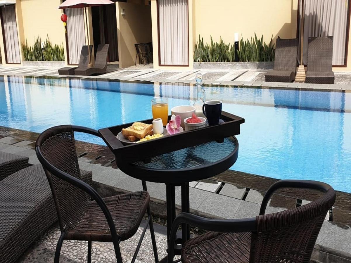 Belitung Holiday Resort Sijuk Экстерьер фото